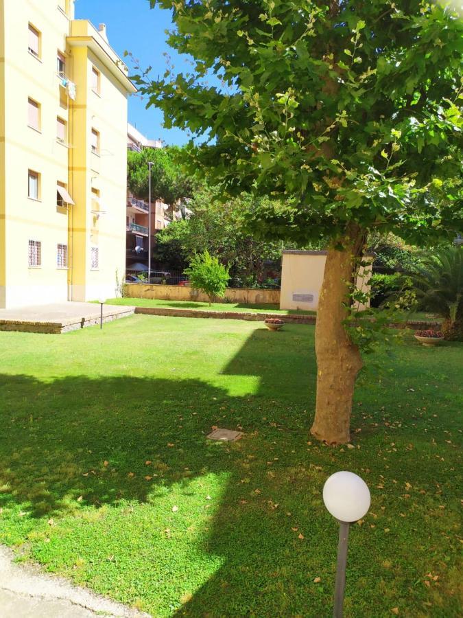 Casa Miamia Per Vacanza, Viaggi Di Lavoro E Smartworking Lido di Ostia Exterior foto